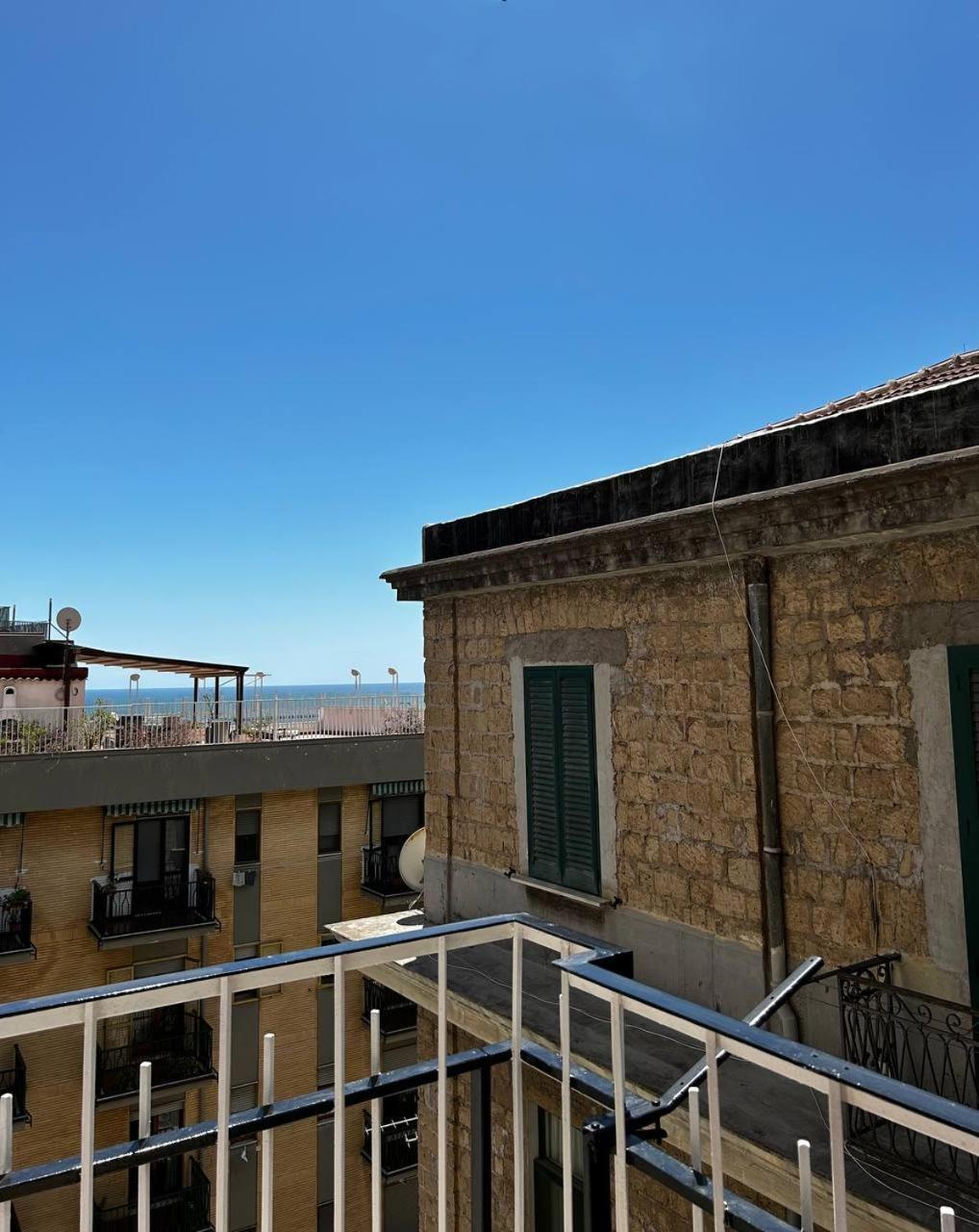 A Casa Di Roberta Διαμέρισμα Σαλέρνο Εξωτερικό φωτογραφία